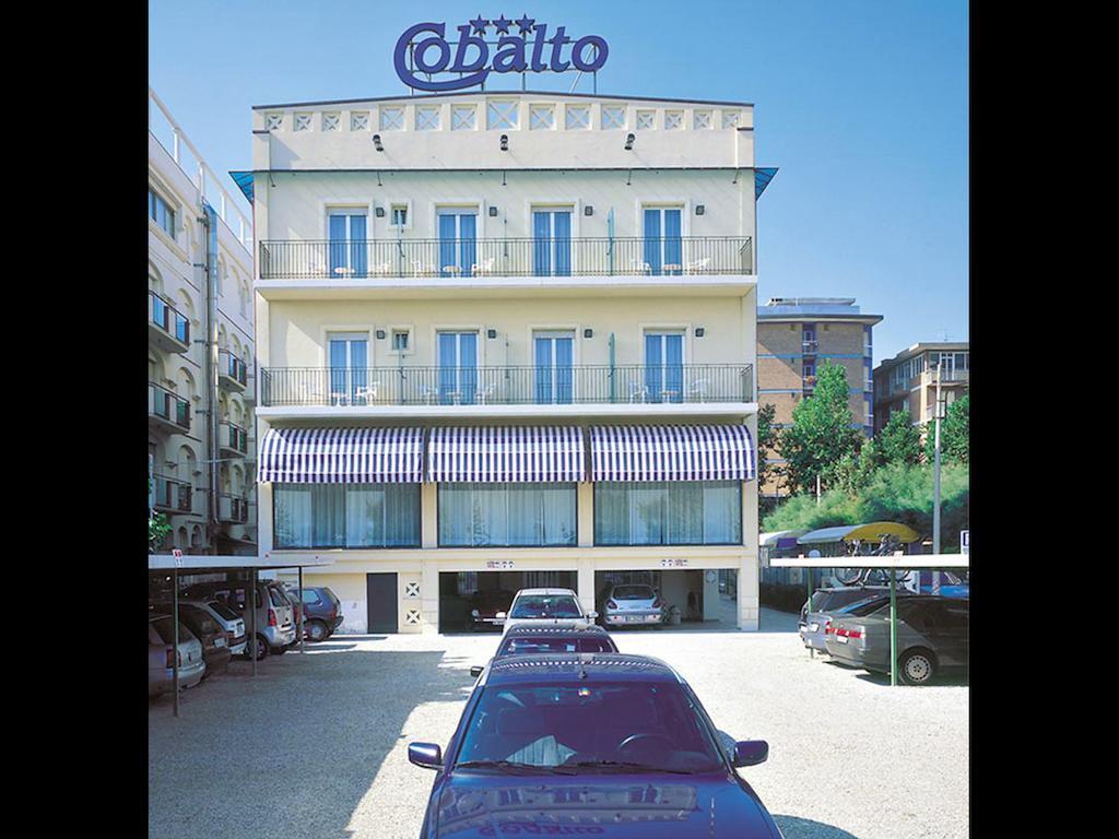 Hotel Cobalto Римини Екстериор снимка
