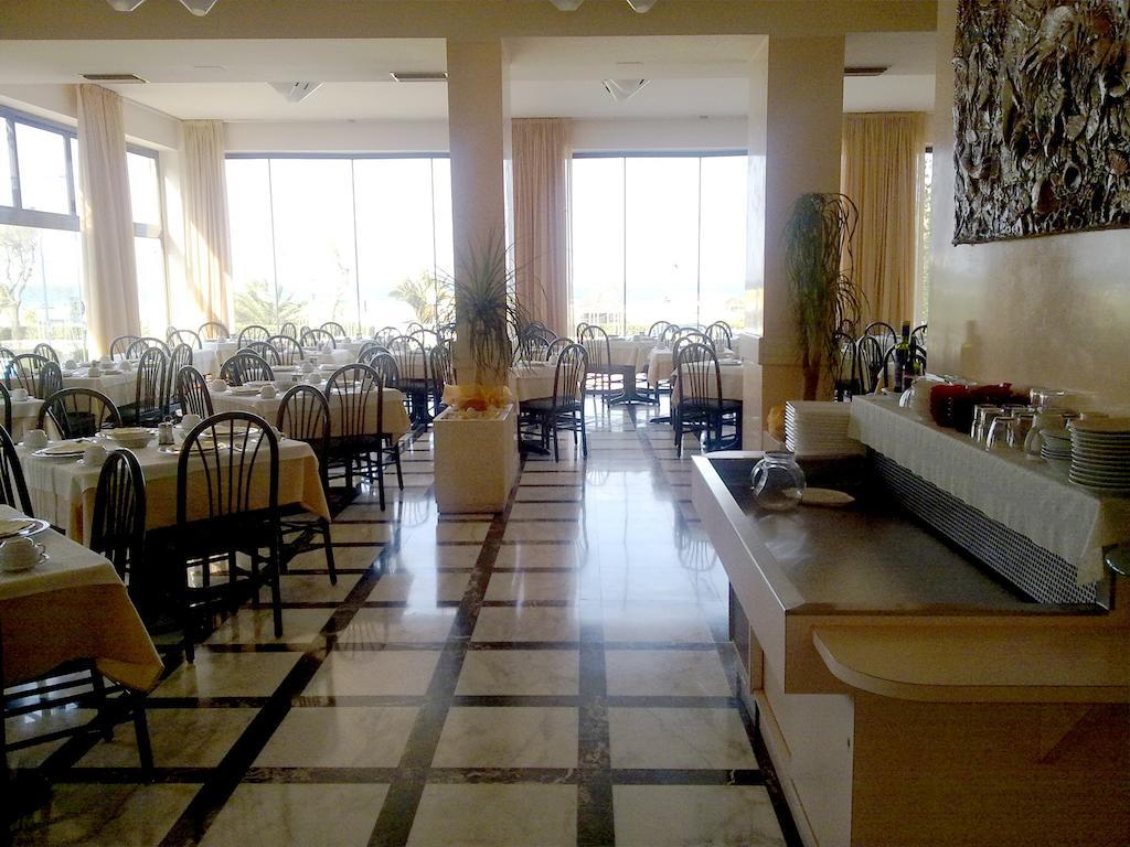 Hotel Cobalto Римини Екстериор снимка