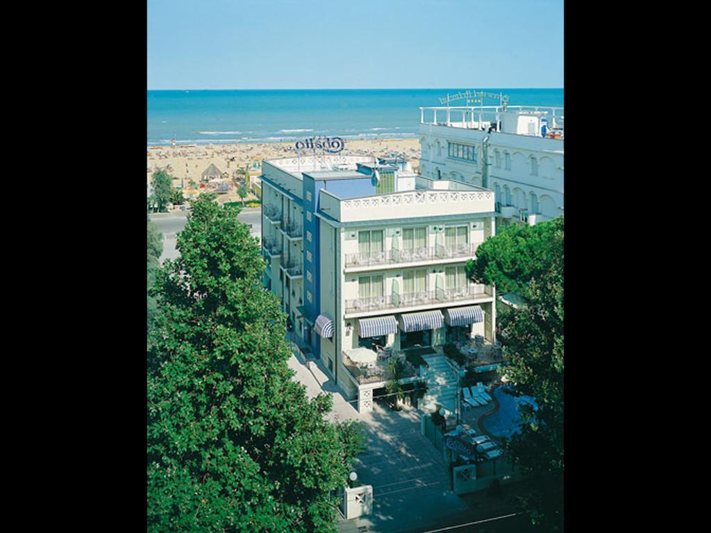 Hotel Cobalto Римини Екстериор снимка